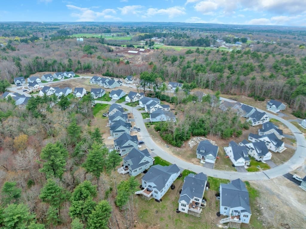 Condominium at 8 Weber Farm Road # 8, Wrentham MA 02093, Wrentham, photo 34 of 35