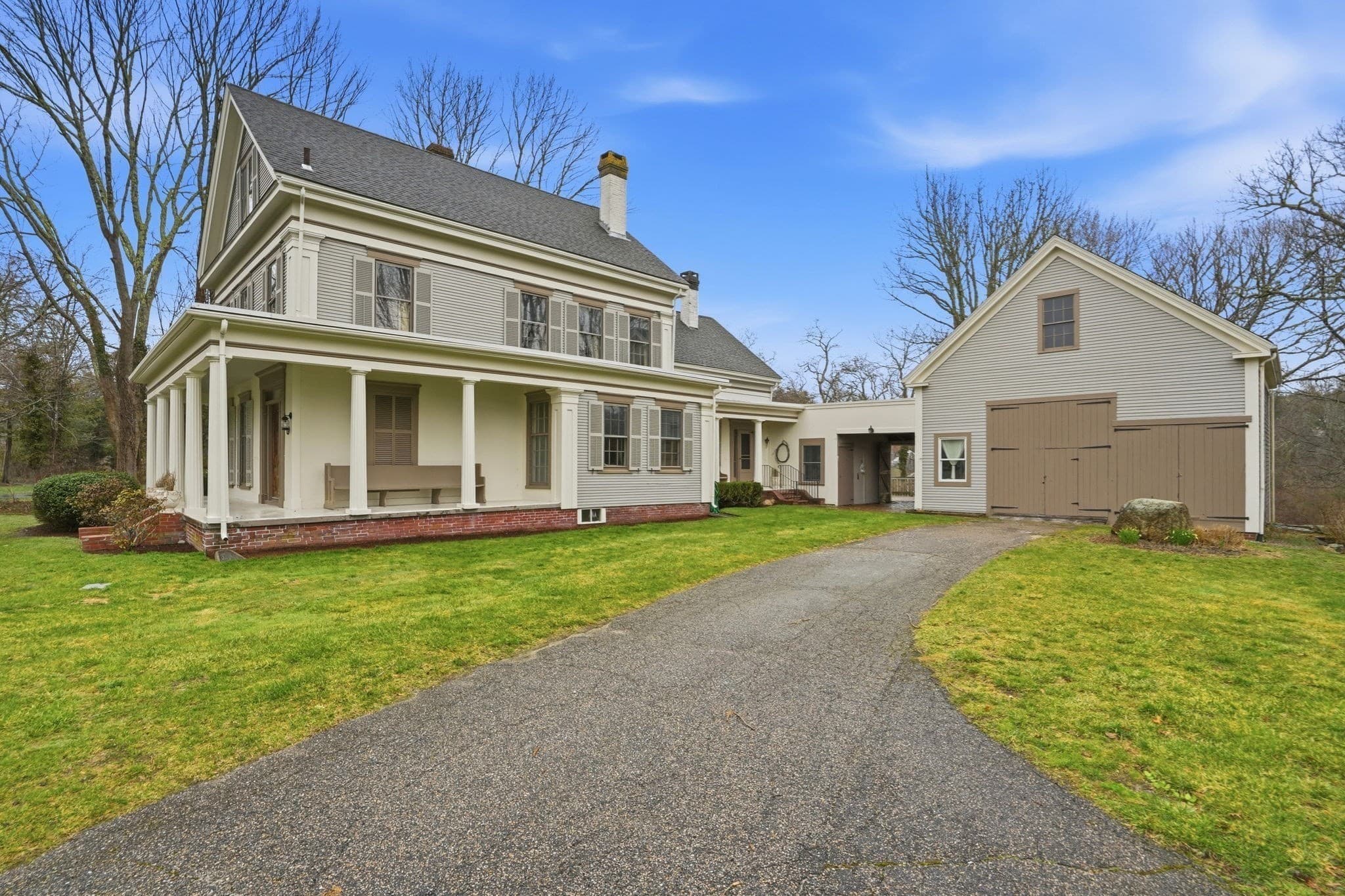 Single Family Residence at 194 Center Street, Yarmouth MA 02675, Yarmouth, photo 2 of 42