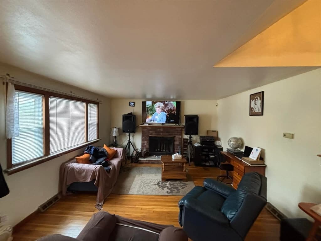 Single Family Residence at 11 Othello St, Brockton MA 02301, Brockton, photo 10 of 18