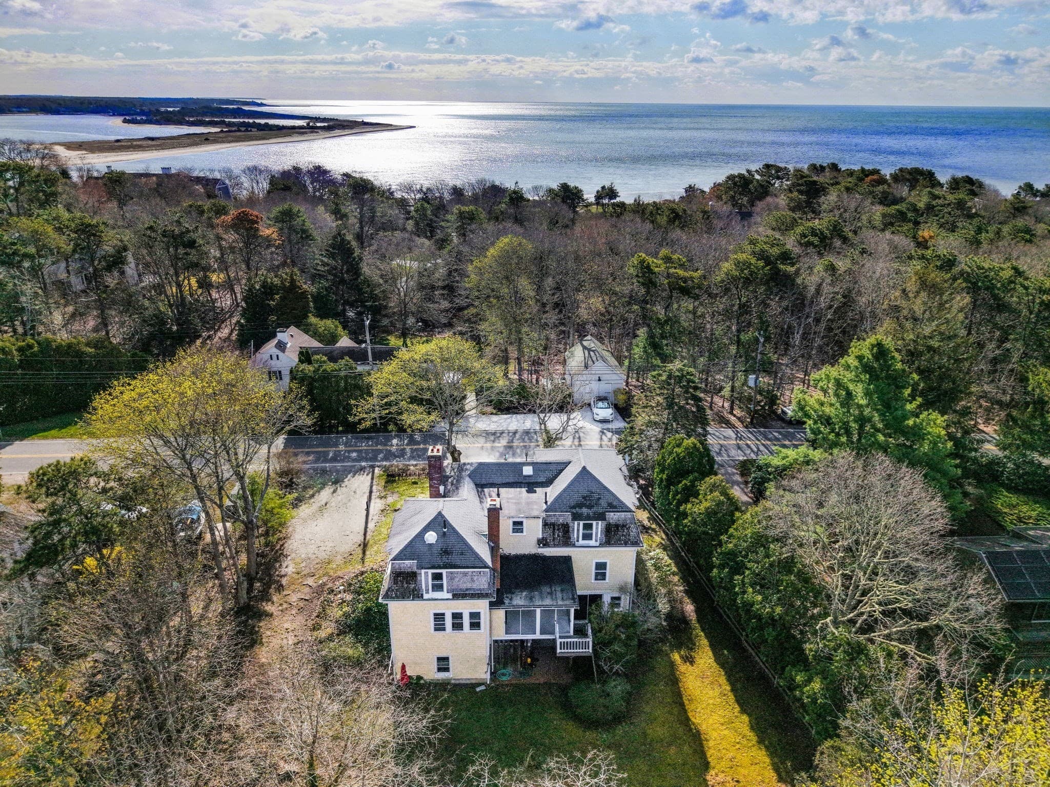 Single Family Residence at 1331 Main St, Barnstable MA 02635, photo 2 of 34