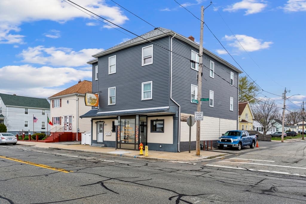 Commercial Sale at 472 Waterman Ave, East Providence RI 02914, East Providence, photo 3 of 39