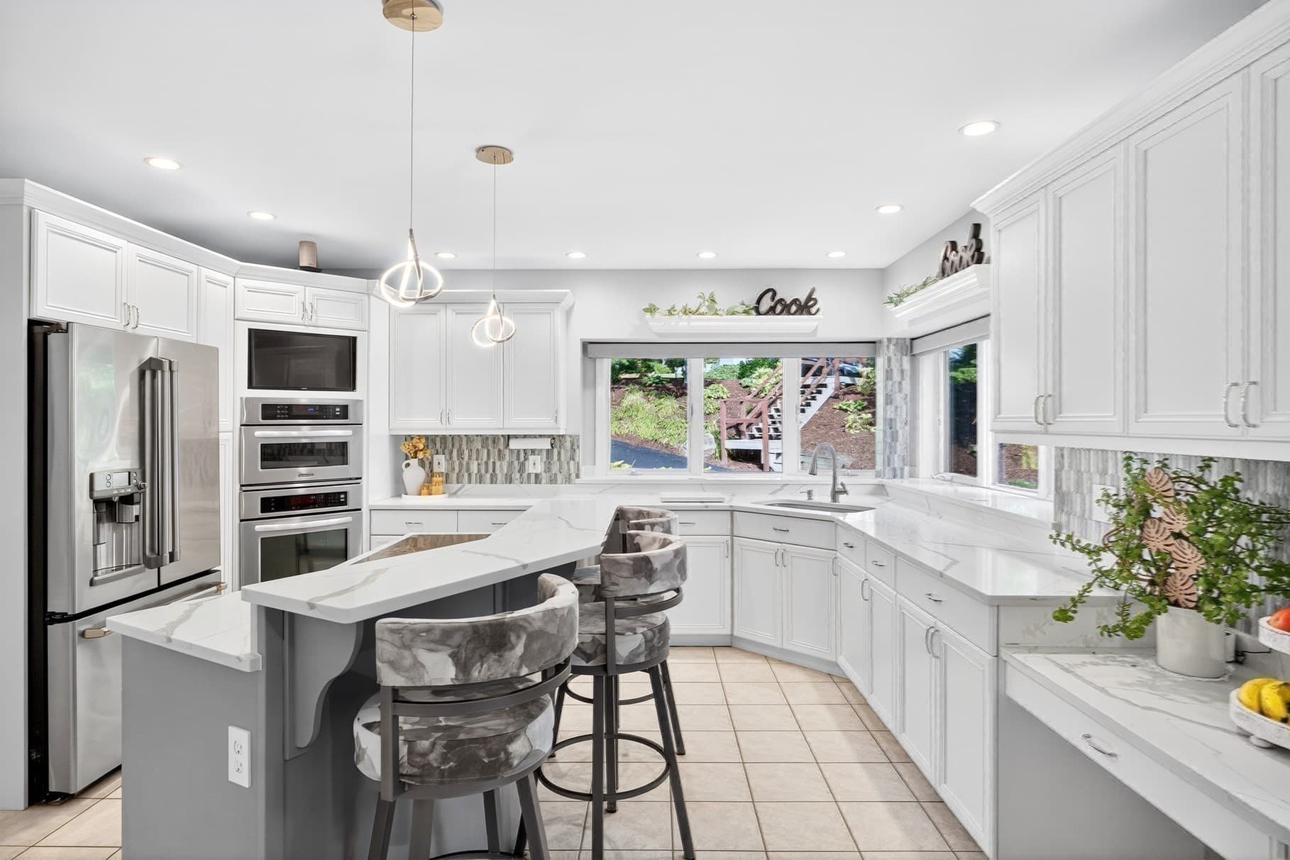Single Family Residence at 3 Glenwood Ln, Sandwich MA 02563, photo 18 of 42