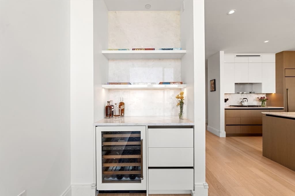 Condominium at 380 Harrison Avenue # G, Boston MA 02118, photo 12 of 40