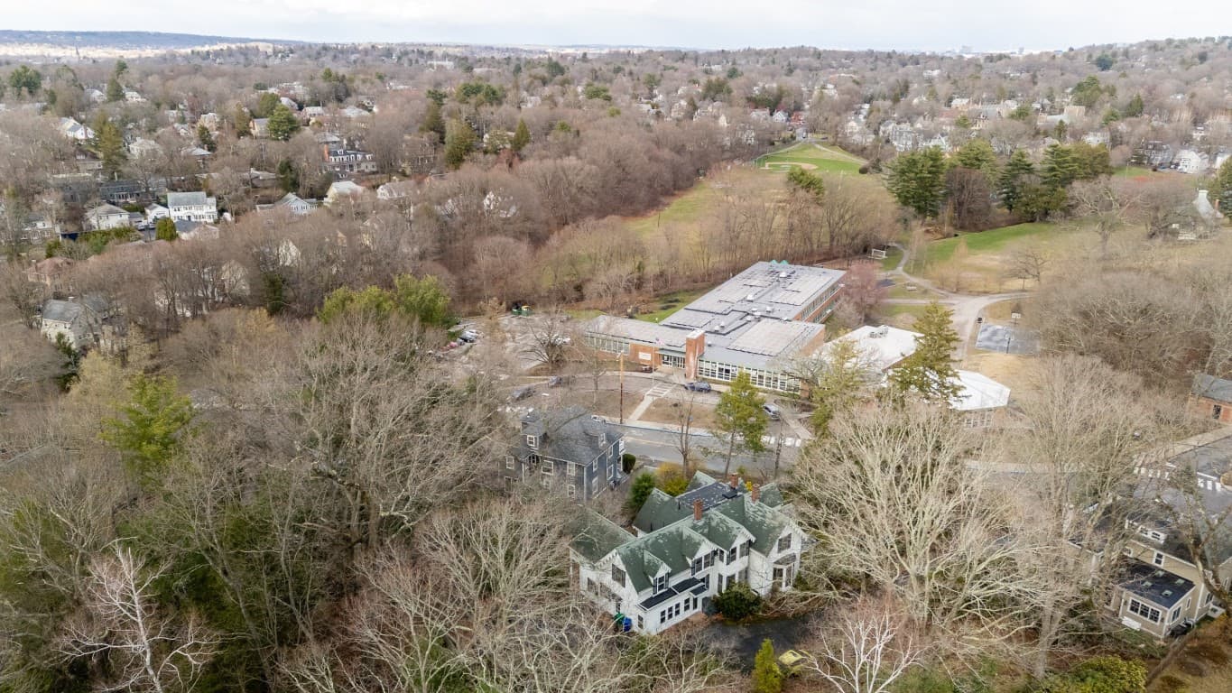 Residential at 140 Pleasant St, Newton MA 02459, Newton, photo 8 of 9