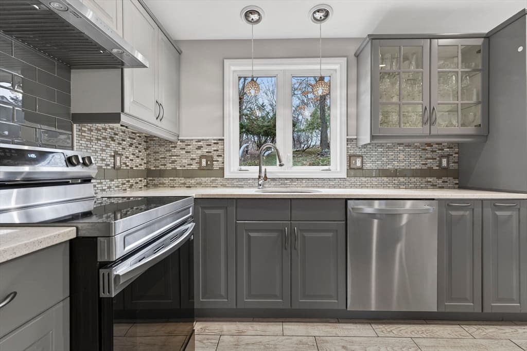Single Family Residence at 234 Minerva Ave, Cumberland RI 02864, Cumberland, photo 13 of 37