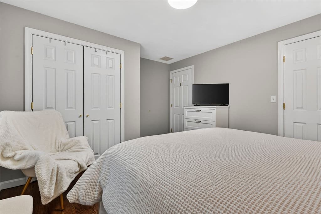 Single Family Residence at 234 Minerva Ave, Cumberland RI 02864, Cumberland, photo 30 of 37