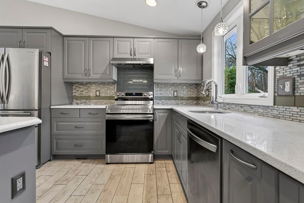 Single Family Residence at 234 Minerva Ave, Cumberland RI 02864, Cumberland, photo 15 of 37