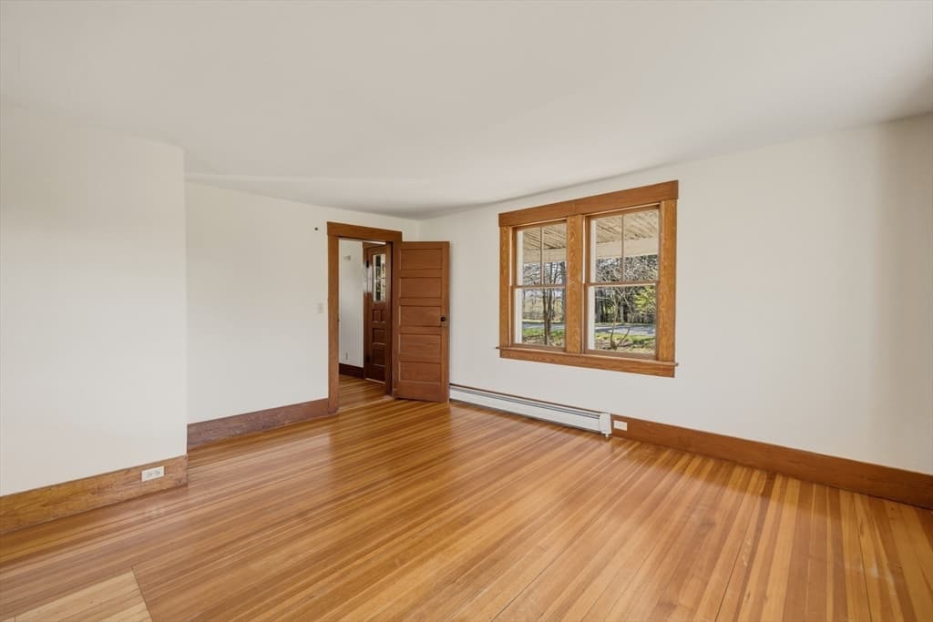 274 Sunderland Rd, Amherst MA 01002 photo 14