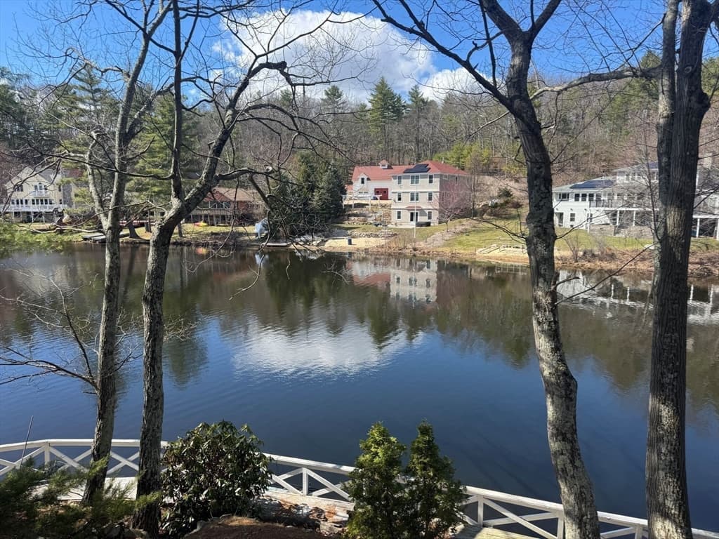 153 Off Pond Street, Dunstable MA 01827