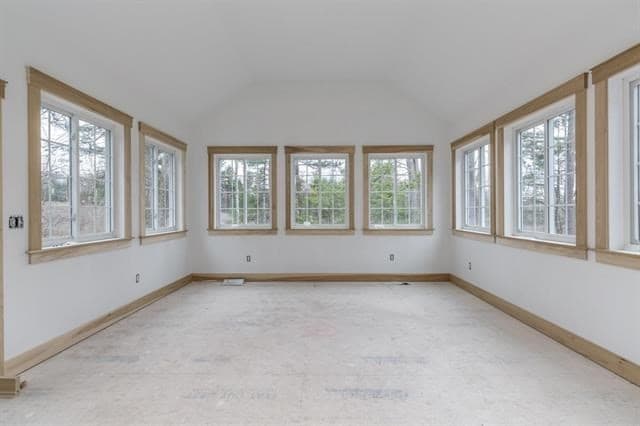Single Family Residence at 54 Haystack Circle, Pelham NH 03076, Pelham, photo 4 of 12