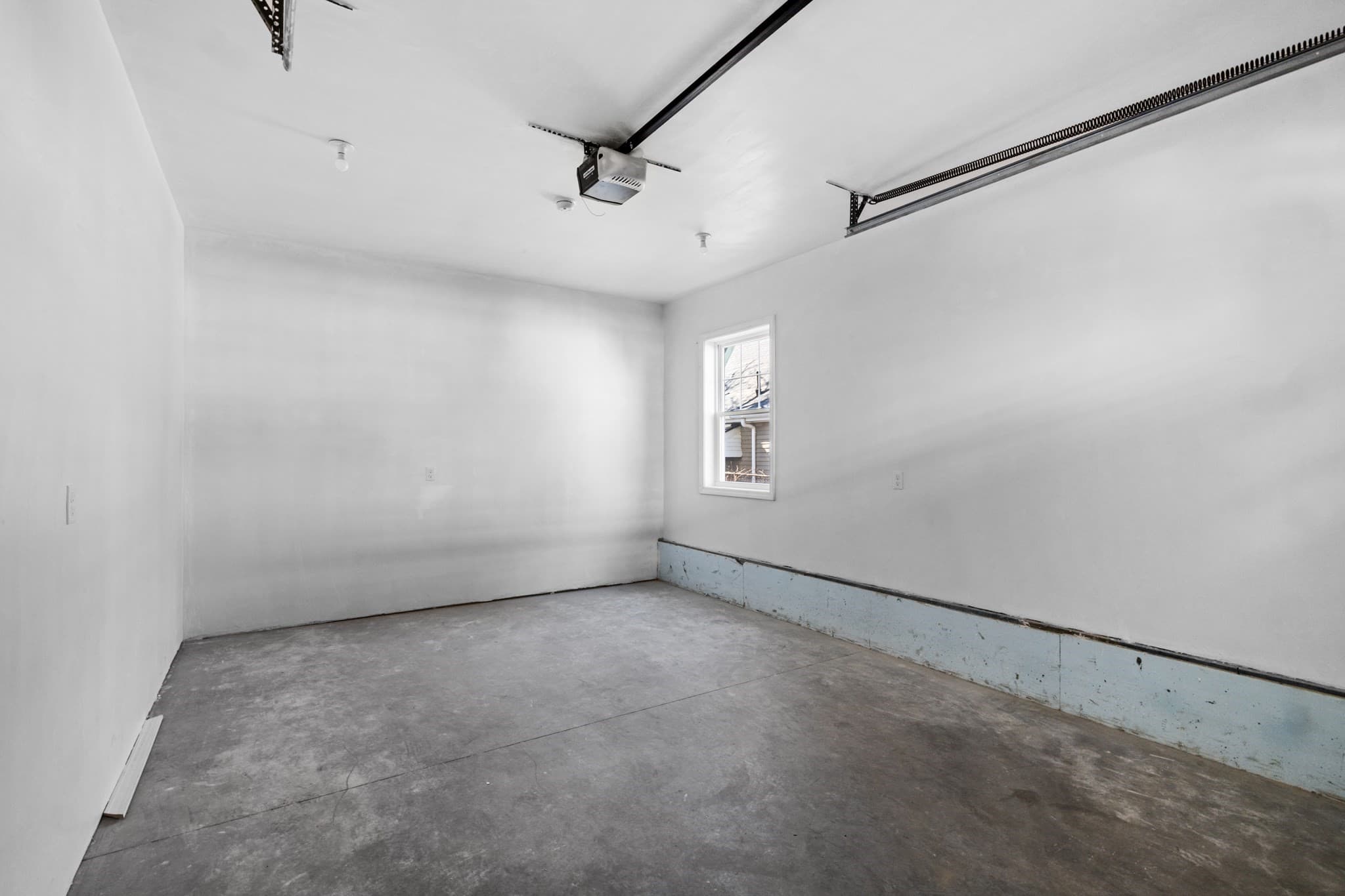 Condominium at 206 Durfee St. # 3B, Fall River MA 02720, photo 8 of 9