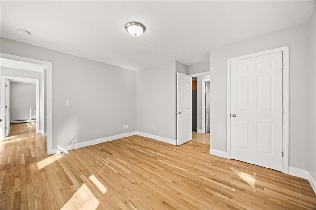 Single Family Residence at 10 Manomet Beach Blvd, Plymouth MA 02360, Plymouth, photo 22 of 40