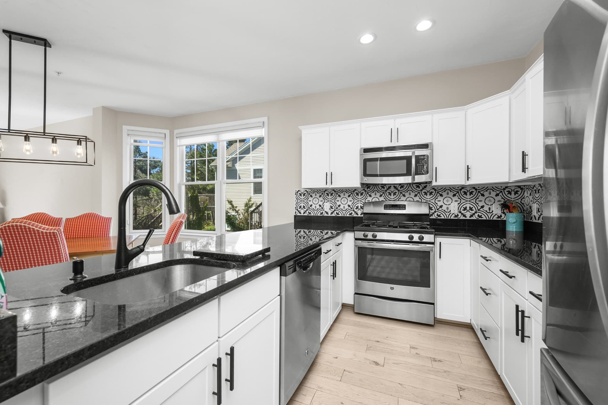 Condominium at 118 Grey Hawk Dr # 118, Mashpee MA 02649, photo 5 of 42