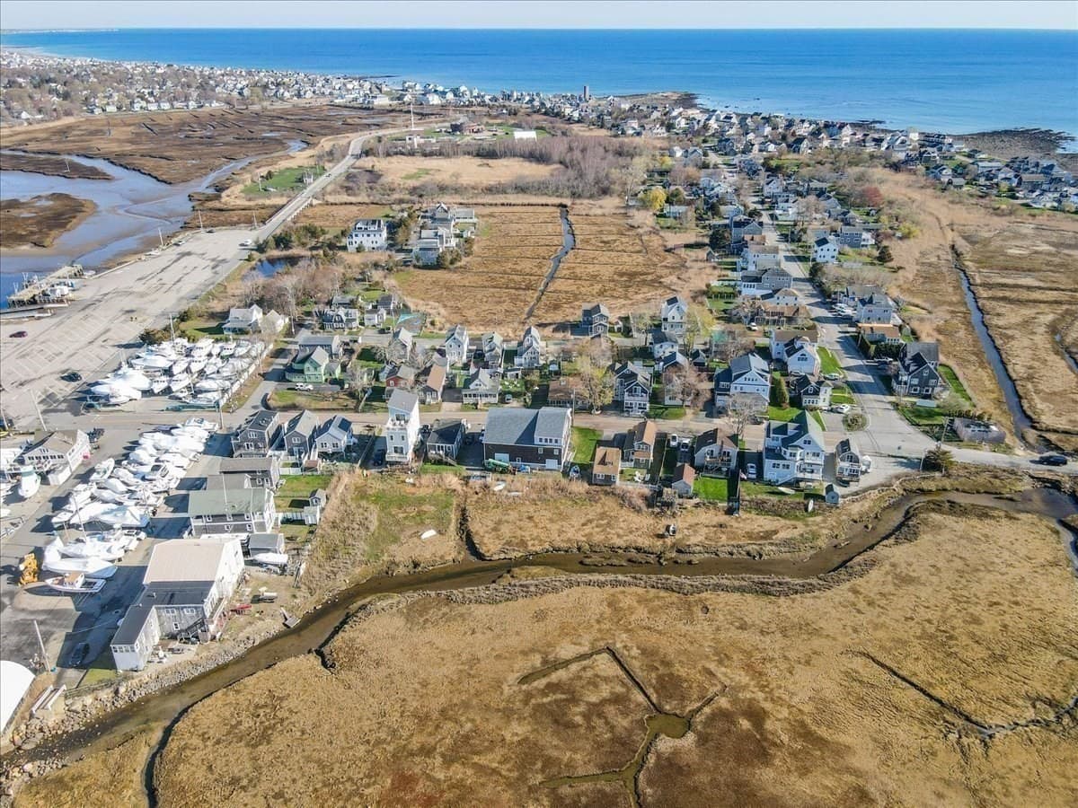 Residential at 64 Central St, Marshfield MA 02020, Marshfield, photo 13 of 40