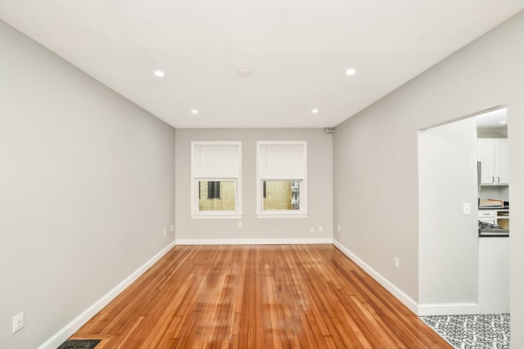5-9 Family at 109 Walnut St, Somerville MA 02145, Somerville, photo 9 of 15