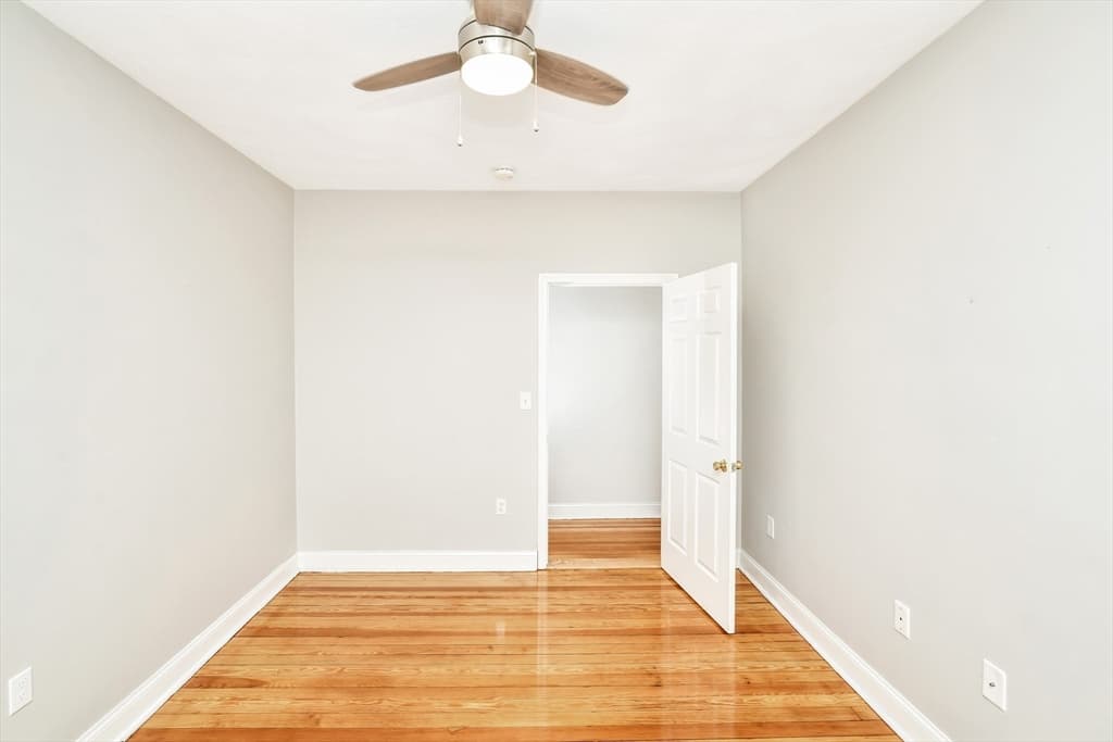 5-9 Family at 109 Walnut St, Somerville MA 02145, Somerville, photo 11 of 15
