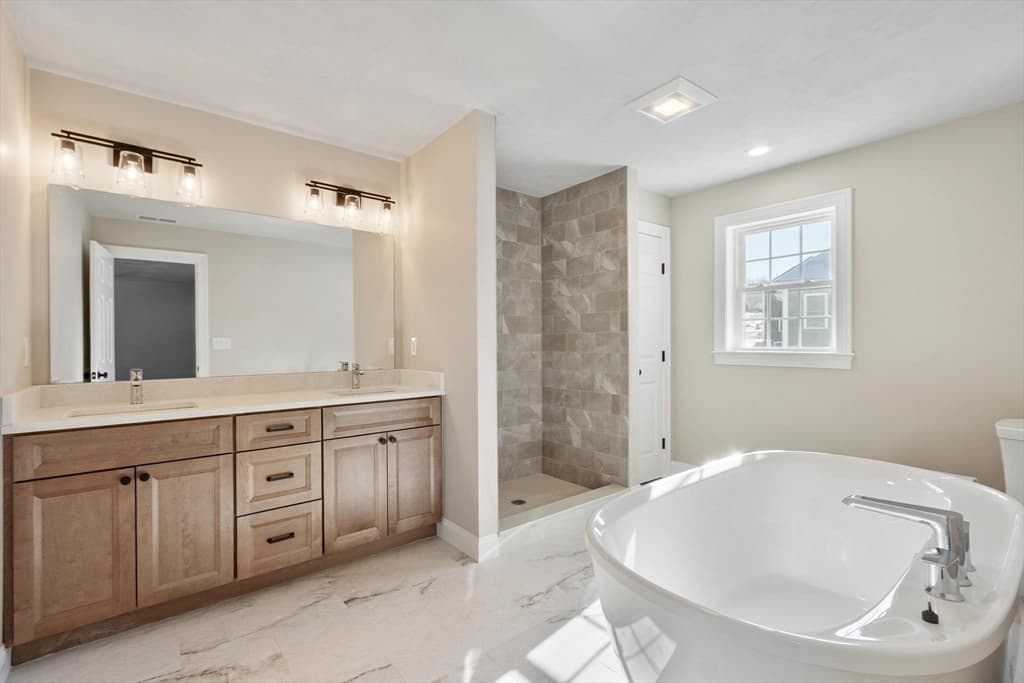 Single Family Residence at 2 Clover Glen Circle, Shrewsbury MA 01545, photo 23 of 32