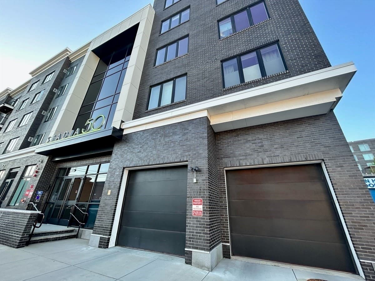 Condominium at 50 Hichborn St # 407, Boston MA 02135, photo 2 of 34