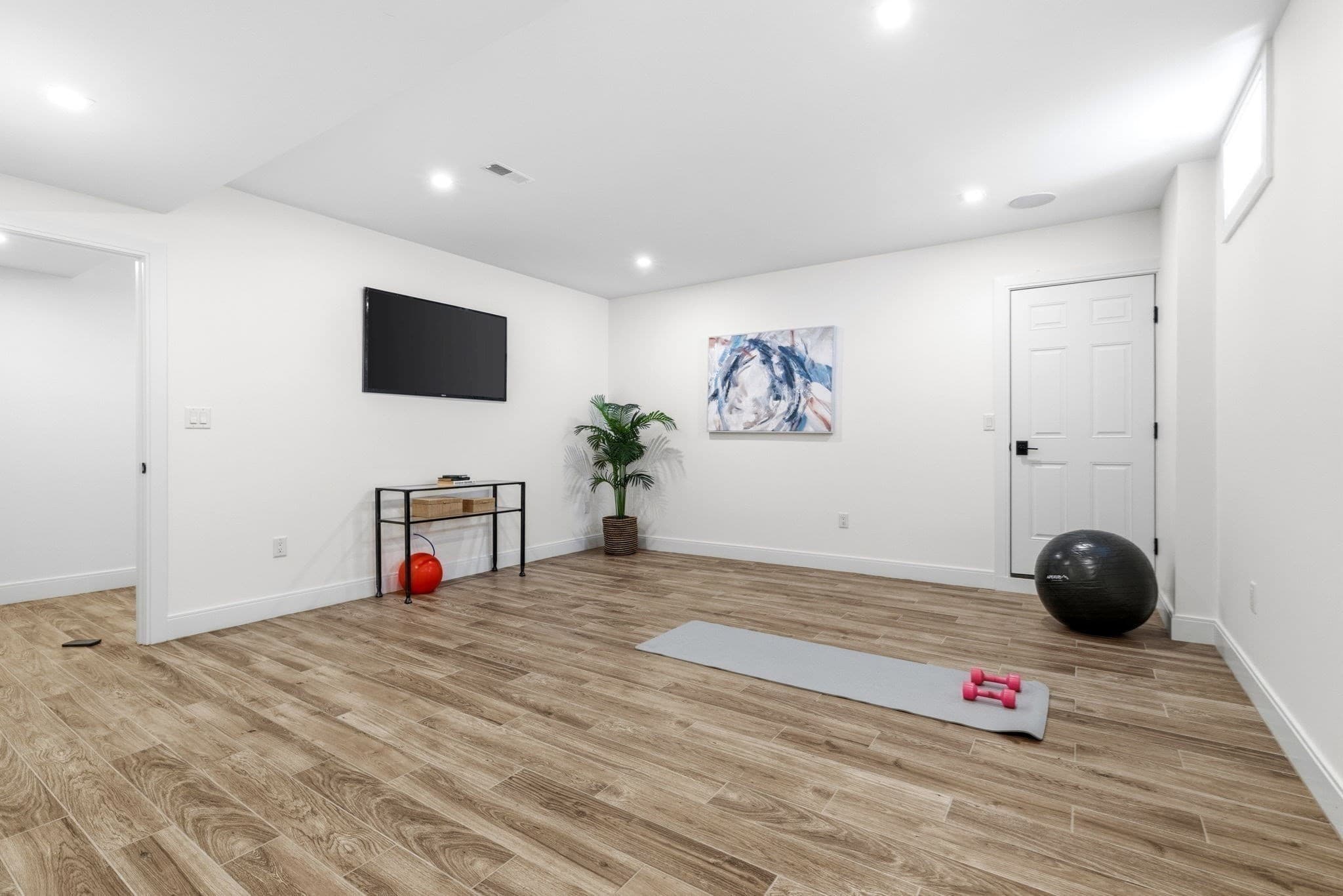 Single Family Residence at 22 Mount Zion Road, Melrose MA 02176, Melrose, photo 33 of 42