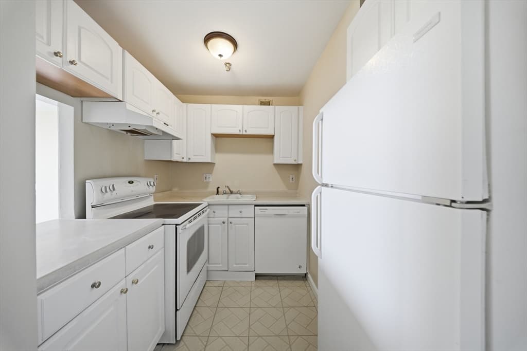 77 Adams St # 611, Quincy MA 02169 photo 16