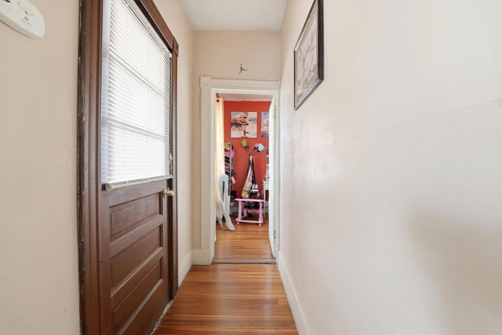 3 Family at 42 Berkshire St, Springfield MA 01151, Springfield, photo 23 of 36