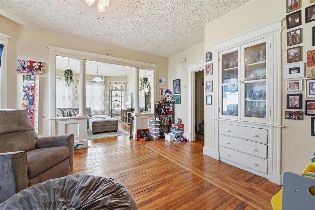 3 Family at 42 Berkshire St, Springfield MA 01151, Springfield, photo 5 of 36