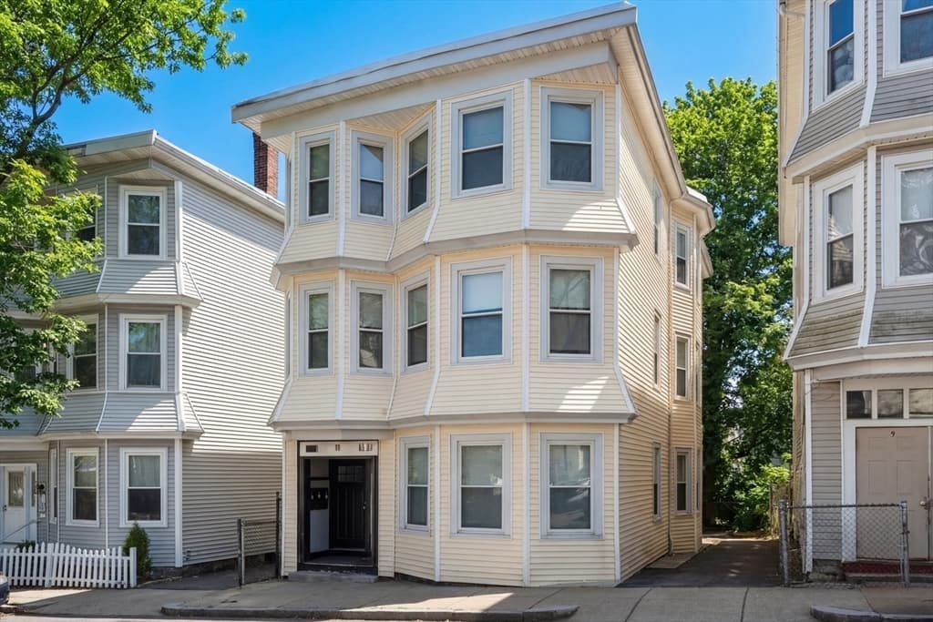 11 Priesing Street, Boston MA 02130
