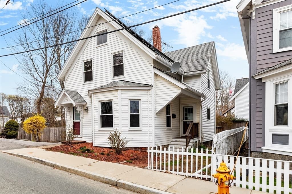 105 Centennial Ave, Gloucester MA 01930 photo 39
