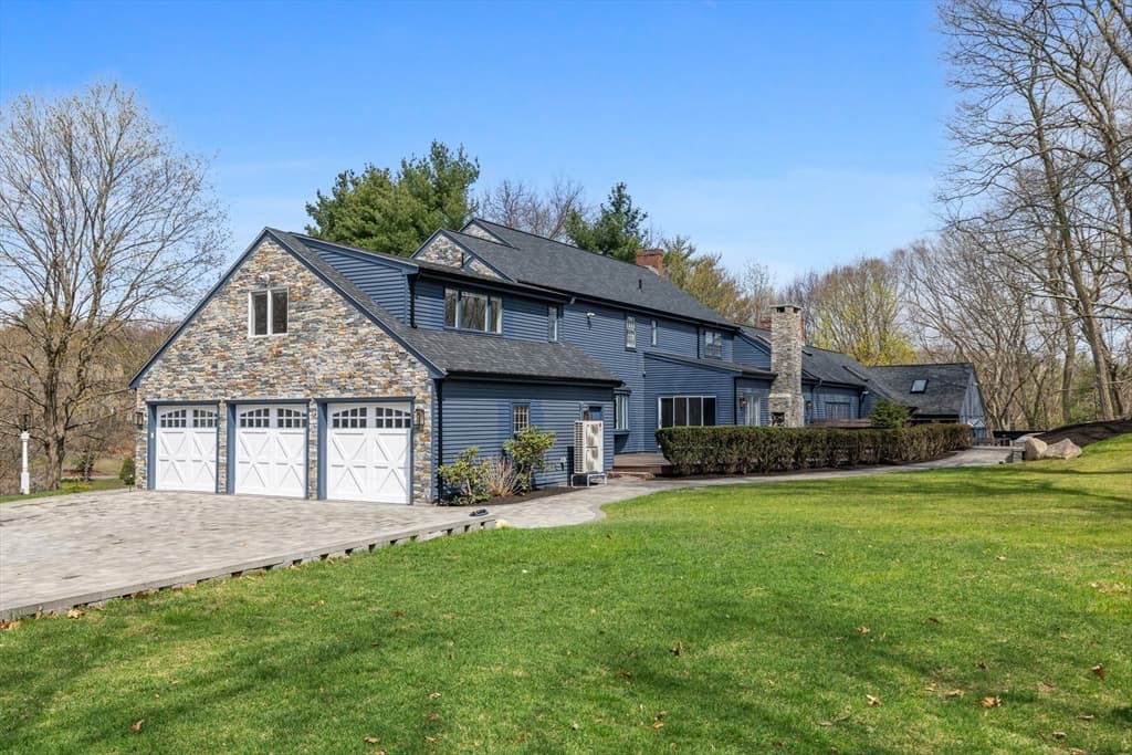 90 Countryside Ln, Milton MA 02186 photo 32
