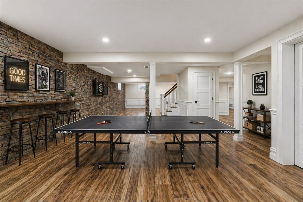 90 Countryside Ln, Milton MA 02186 photo 24