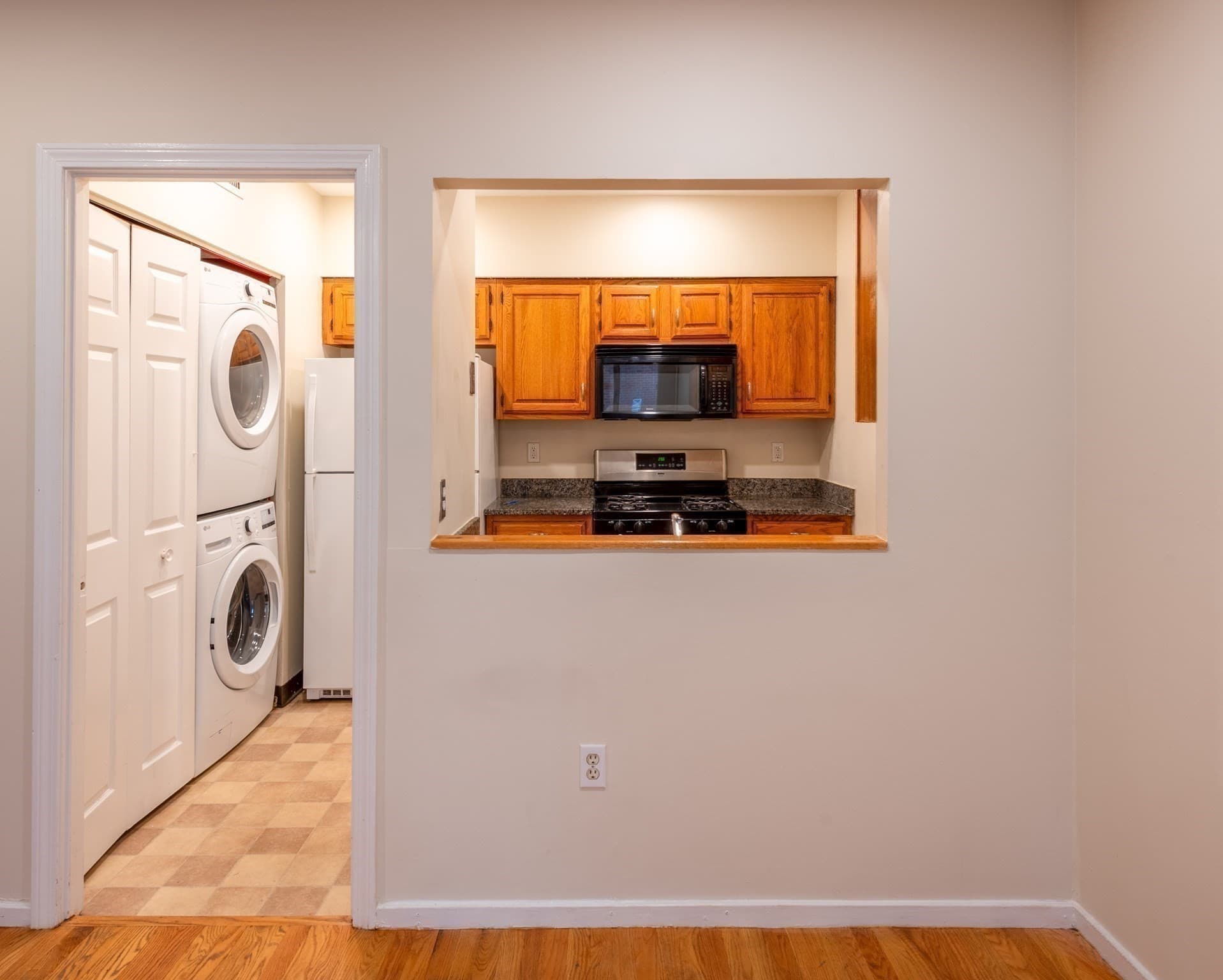 Condominium at 147 Kelton # 305, Boston MA 02134, photo 6 of 28
