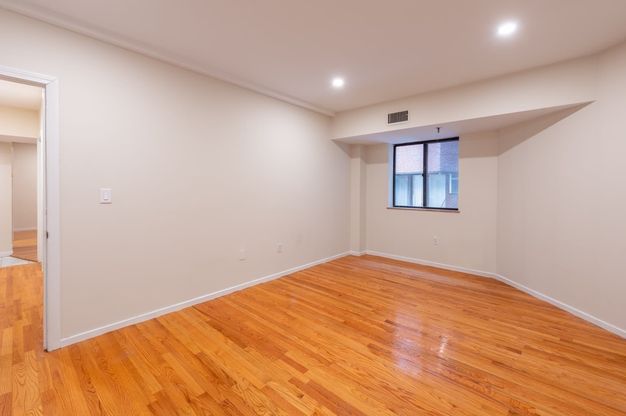 Condominium at 147 Kelton # 305, Boston MA 02134, photo 13 of 28