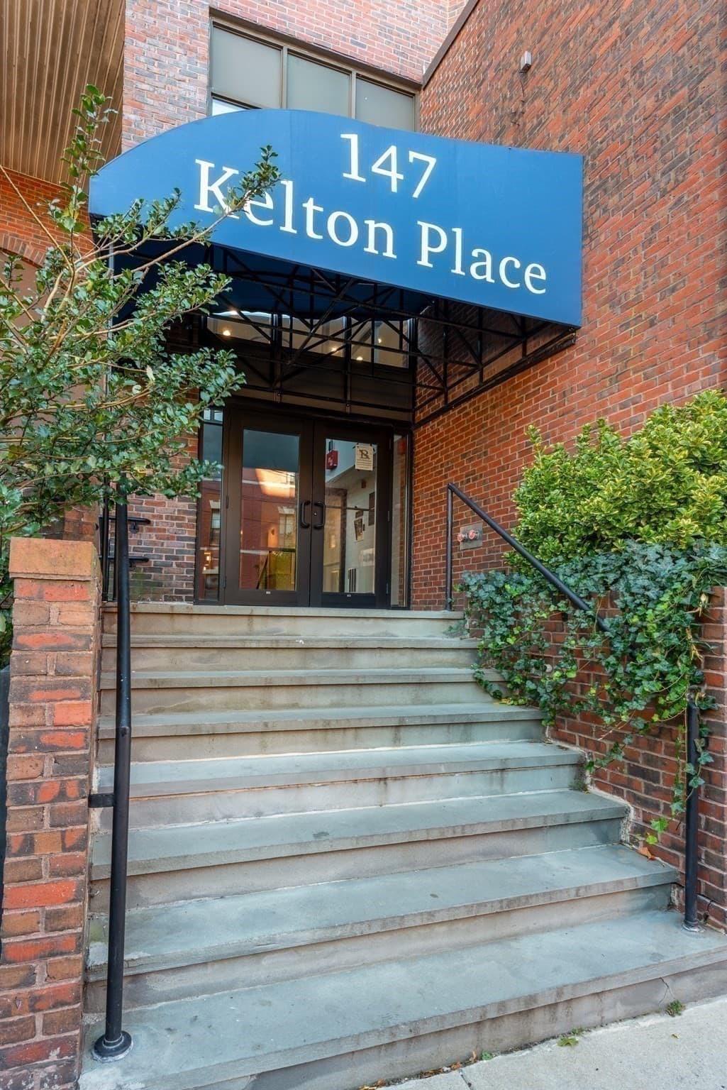 Condominium at 147 Kelton # 305, Boston MA 02134, photo 26 of 28