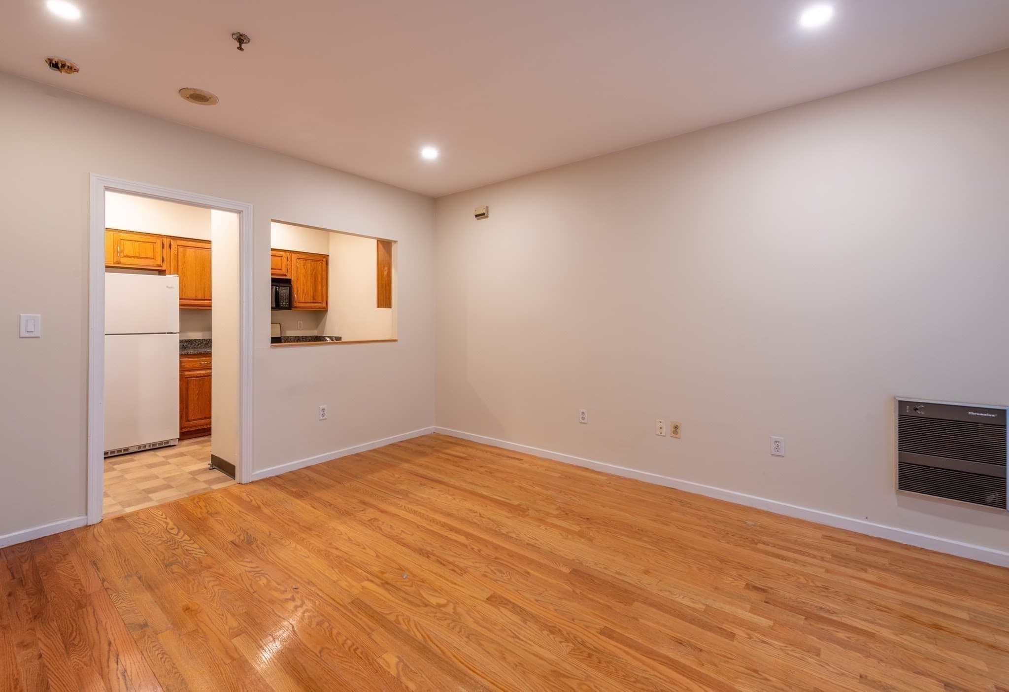 Condominium at 147 Kelton # 305, Boston MA 02134, photo 3 of 28