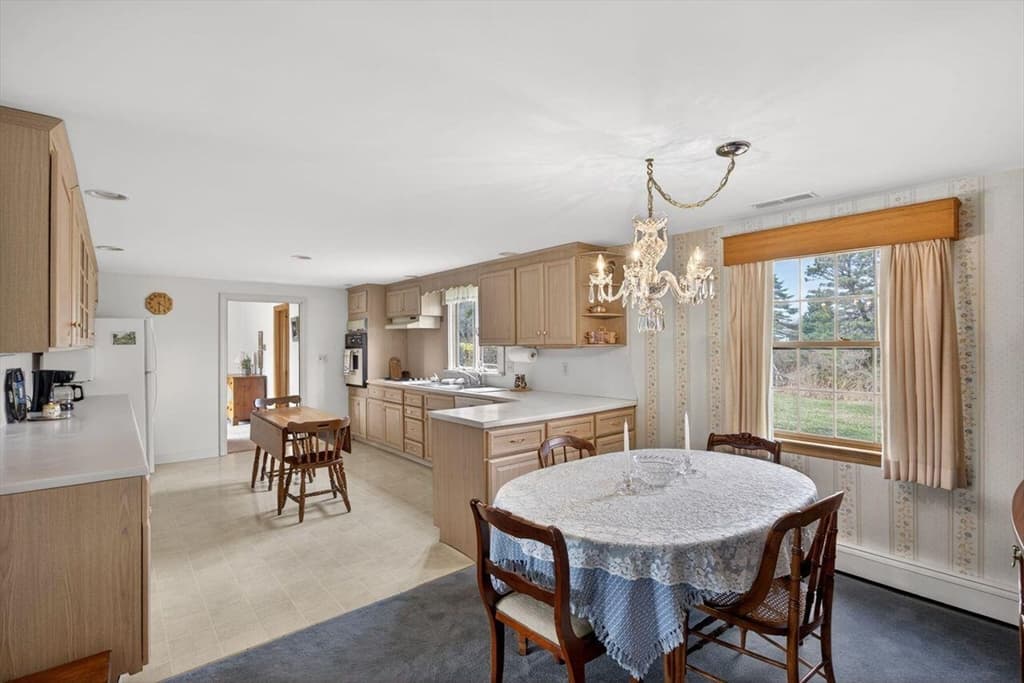 Single Family Residence at 48 Glover Sq, Chatham MA 02633, Chatham, photo 10 of 32