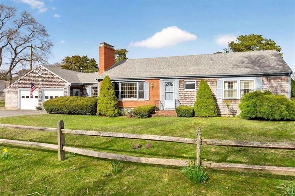 Single Family Residence at 48 Glover Sq, Chatham MA 02633, Chatham, photo 29 of 32