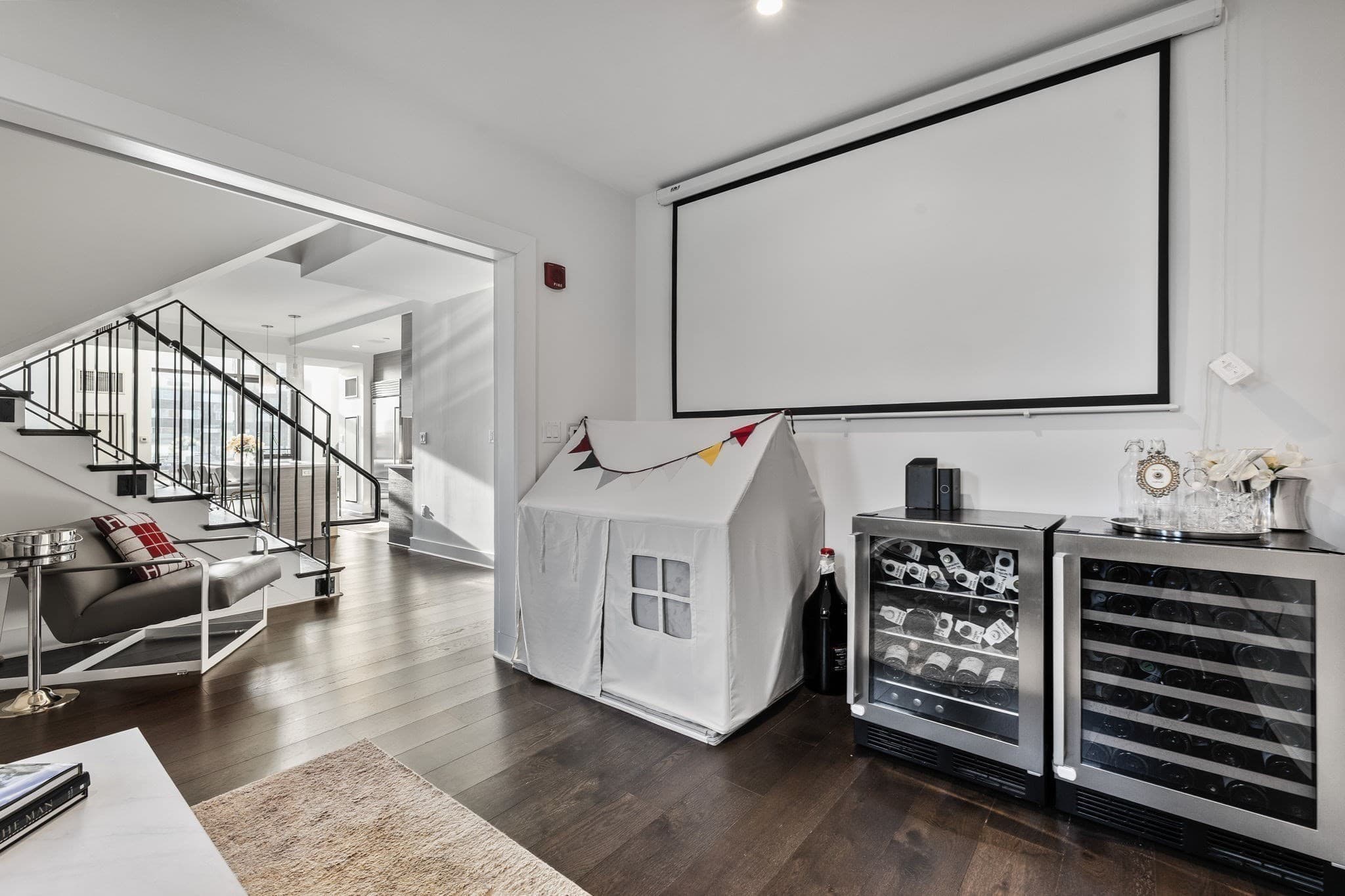 Condominium at 14 West Broadway # 7L, Boston MA 02127, Boston, photo 12 of 36