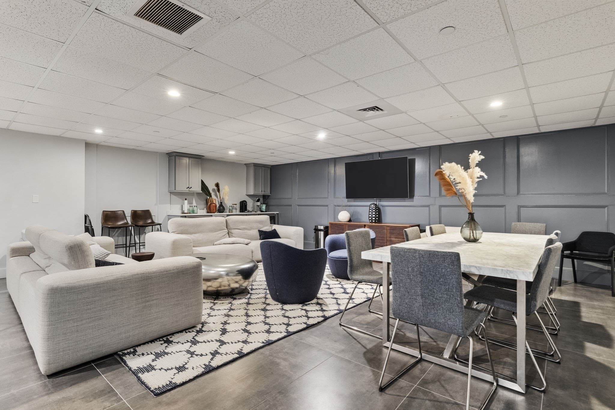 Condominium at 14 West Broadway # 7L, Boston MA 02127, Boston, photo 32 of 36