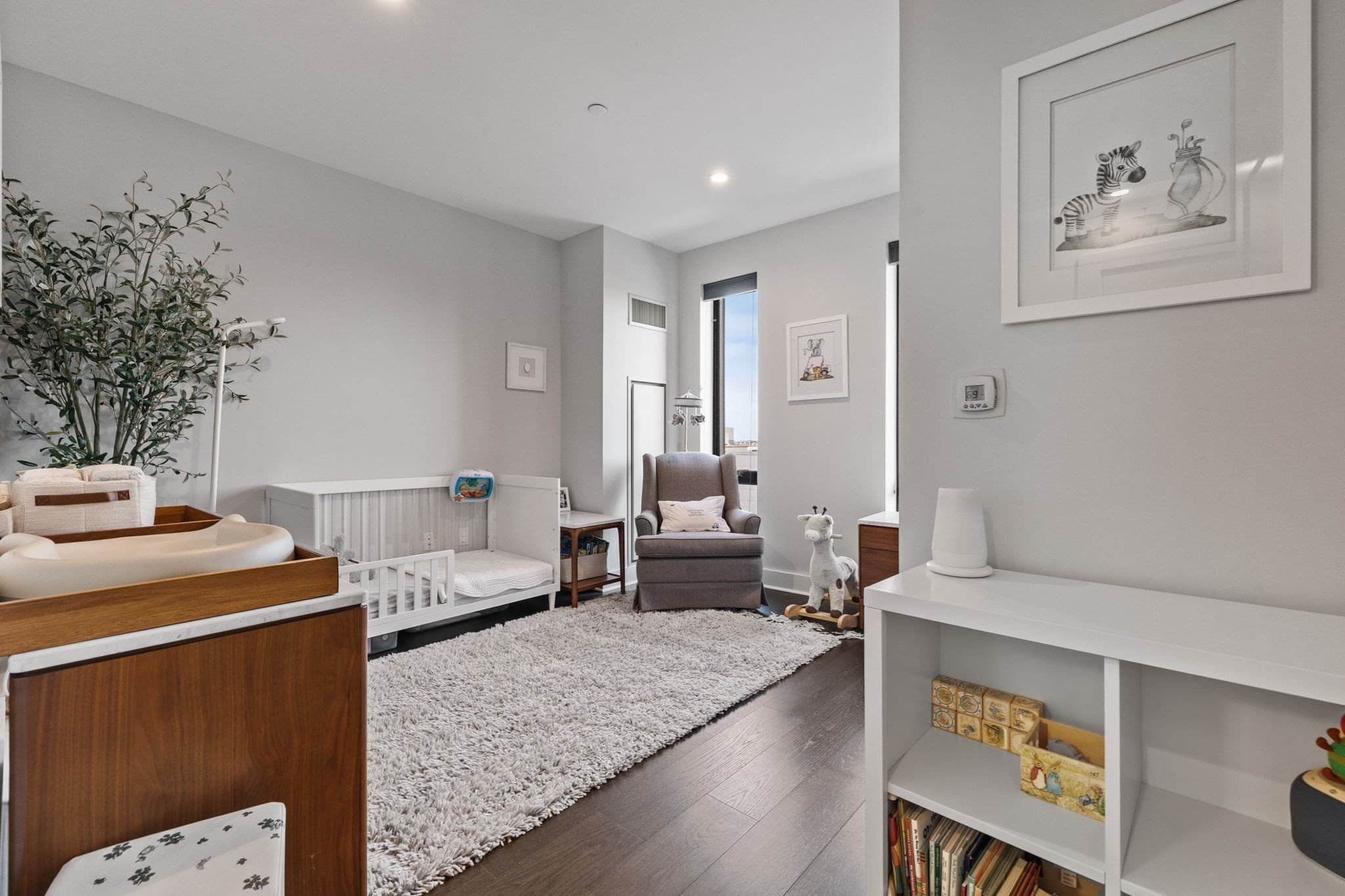 Condominium at 14 West Broadway # 7L, Boston MA 02127, Boston, photo 21 of 36