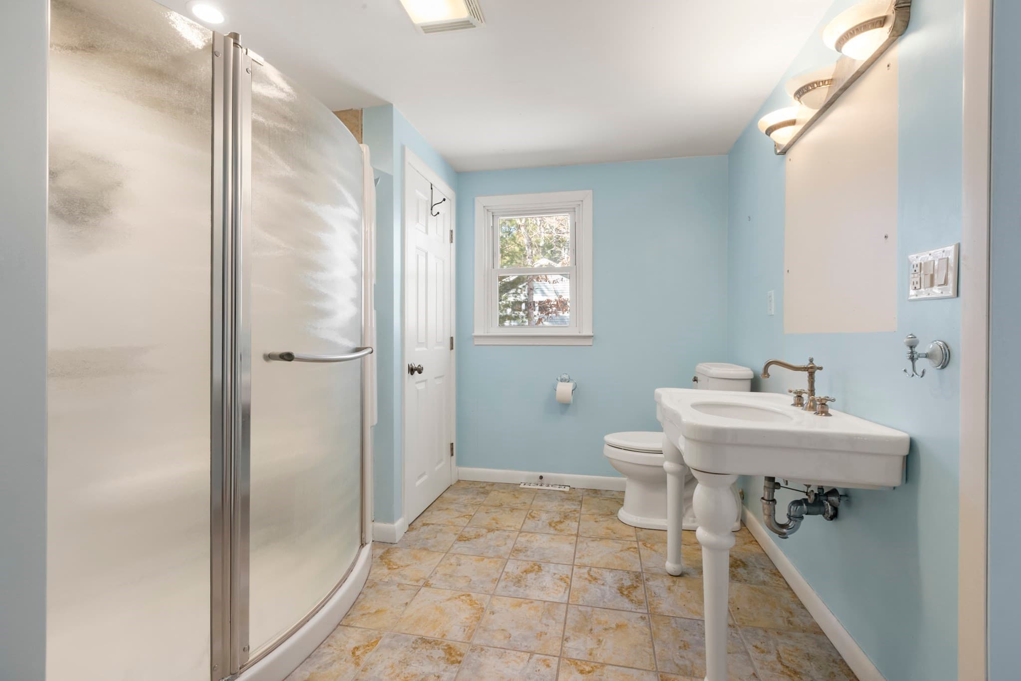 Single Family Residence at 21 River Rd, Marion MA 02738, Marion, photo 17 of 29