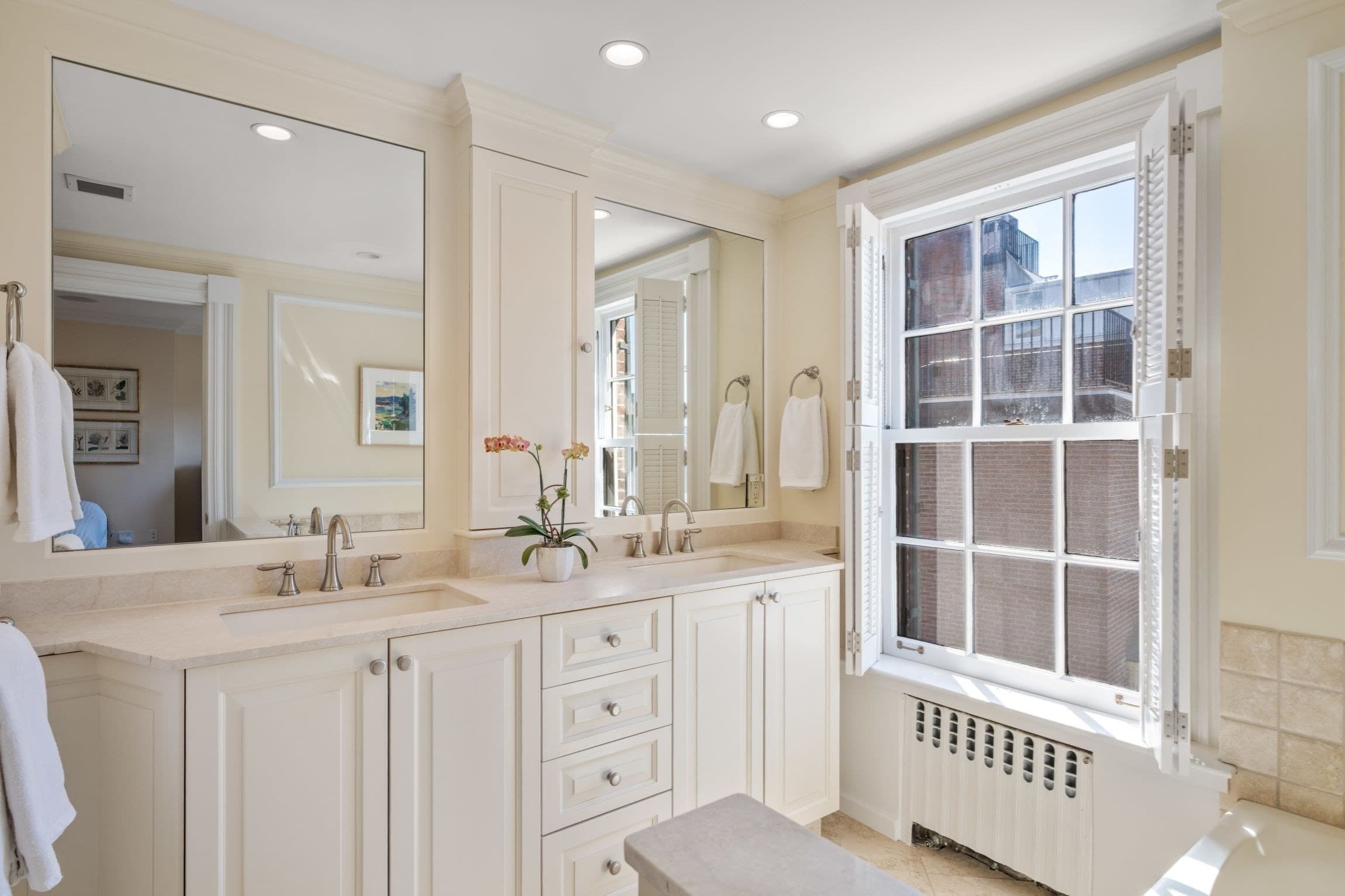 Single Family Residence at 80 Pinckney Street, Boston MA 02114, photo 15 of 30
