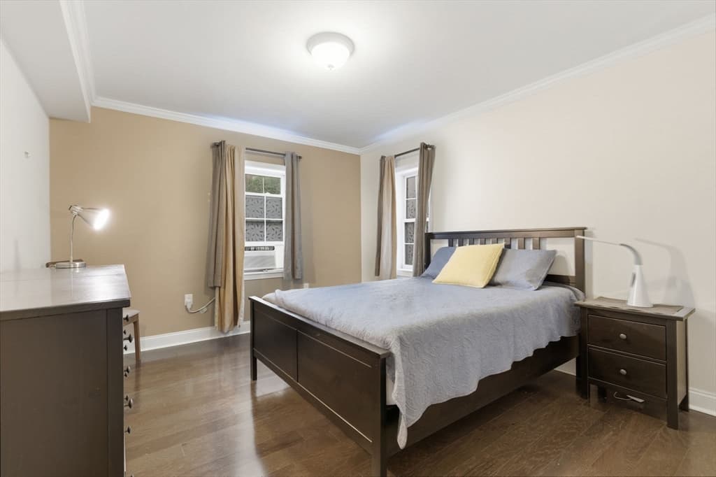 Condominium at 27-29 Commonwealth # 1, Newton MA 02467, Newton, photo 10 of 18
