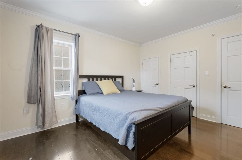 Condominium at 27-29 Commonwealth # 1, Newton MA 02467, Newton, photo 11 of 18