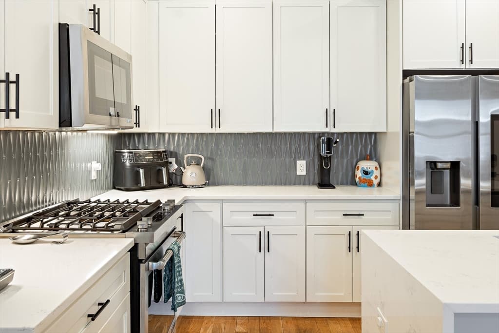 Condominium at 456 Meridian St # 1, Boston MA 02128, Boston, photo 6 of 26