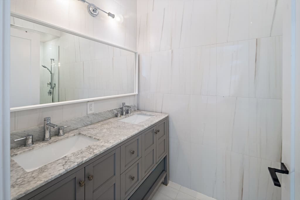 Condominium at 456 Meridian St # 1, Boston MA 02128, Boston, photo 13 of 26