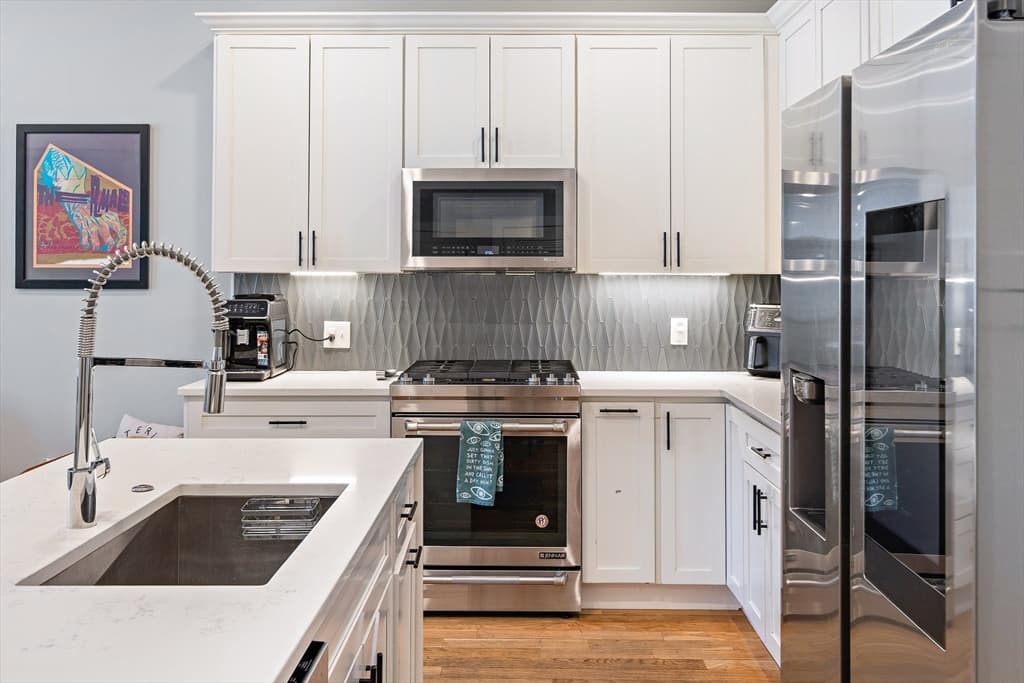 Condominium at 456 Meridian St # 1, Boston MA 02128, Boston, photo 4 of 26