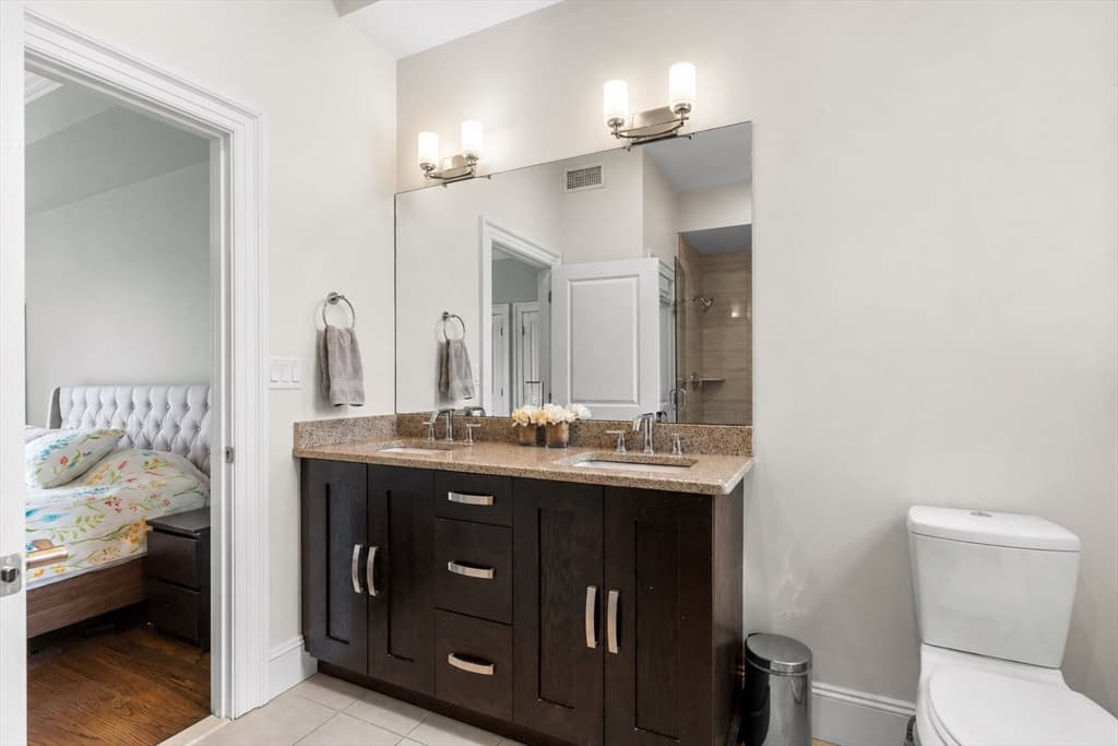 1471 Beacon St, Brookline MA 02446 photo 24