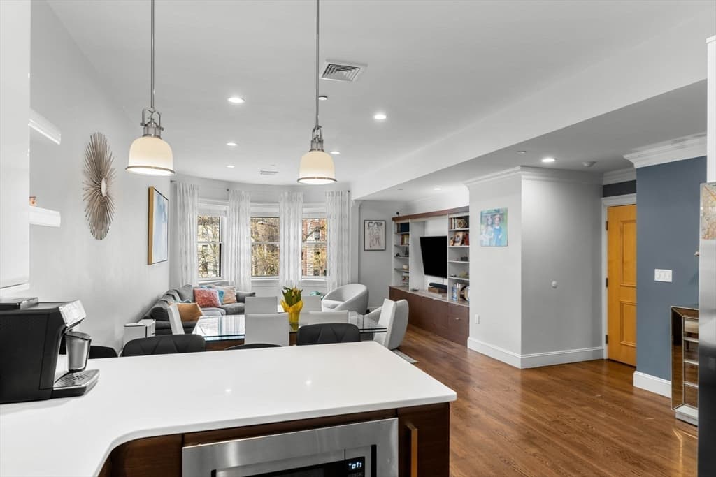 1471 Beacon St, Brookline MA 02446 photo 14