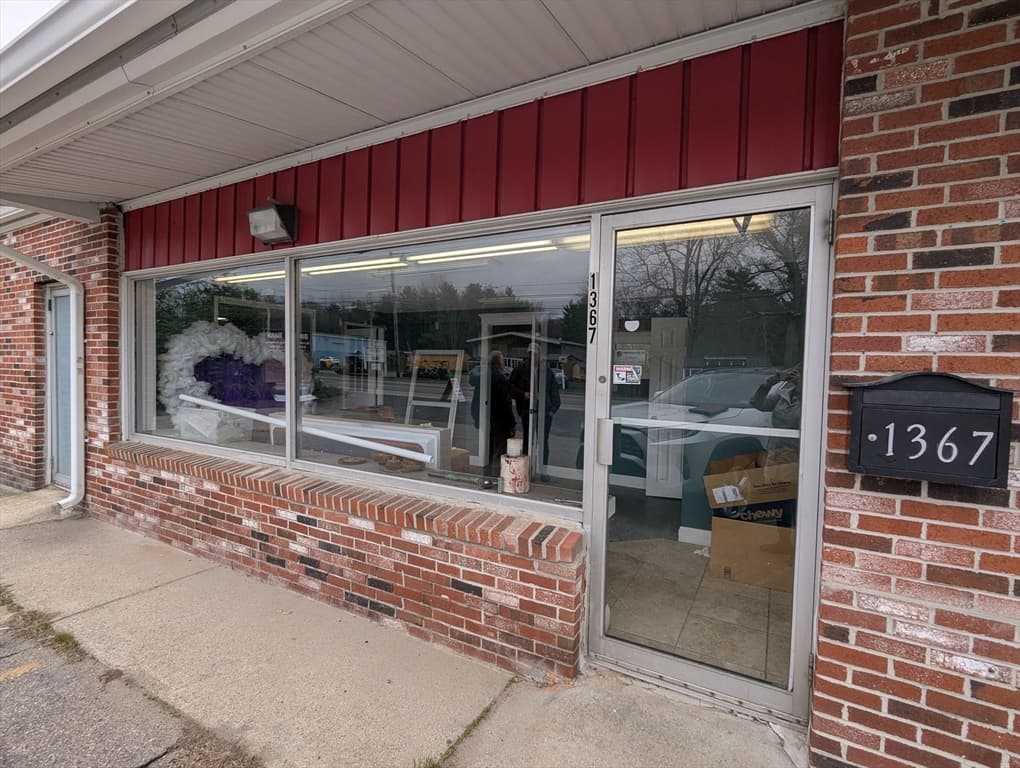 Commercial Sale at 1363-1367 Main St, Millis MA 02054, photo 3 of 9
