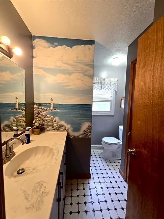 Single Family Residence at 21 Ryan Cir, Springfield MA 01118, Springfield, photo 8 of 24